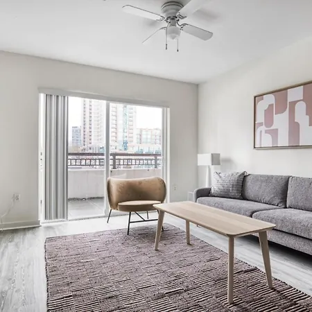 Downtown Bellevue 2Br W Wd Storage Nr Shops Sea-222 Appartamento